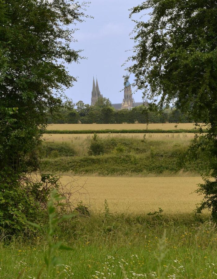 Chateau Saint Gilles - Bayeux Guéron Exteriér fotografie
